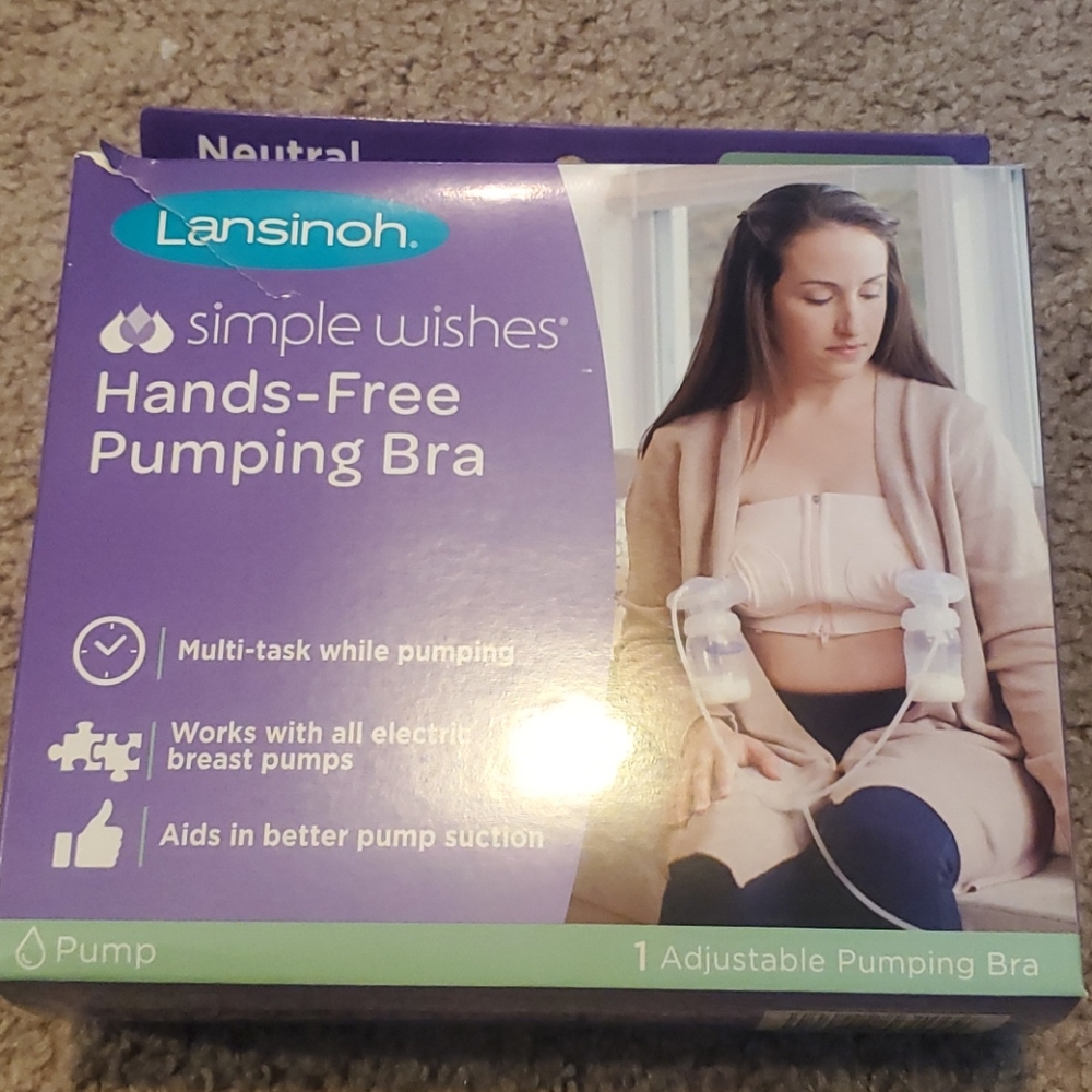 Hands free pumping bra